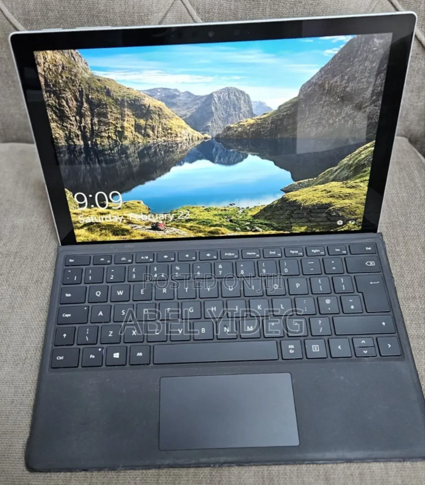 New Laptop Microsoft Surface Pro 7 16GB Intel Core I7 SSD 256GB