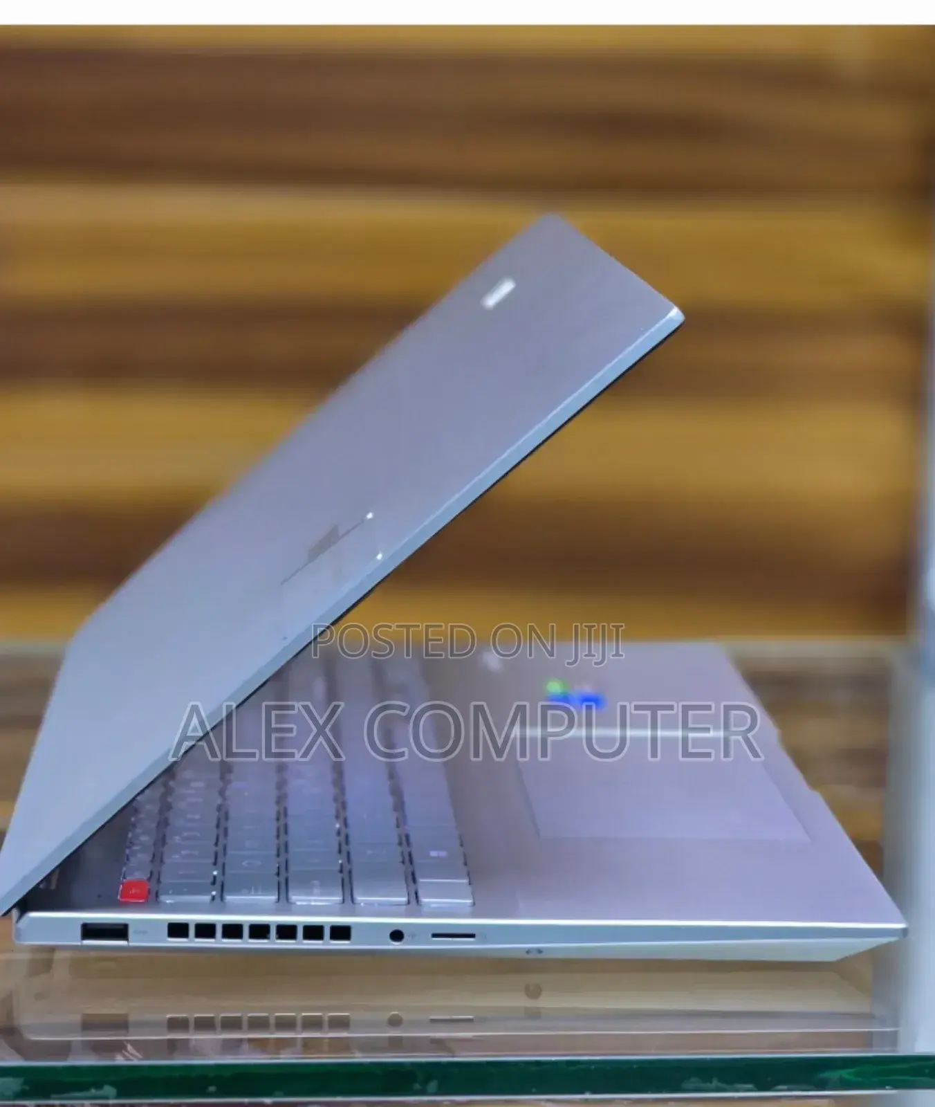 New Laptop Asus VivoBook 15 X510UQ 16GB Intel Core I7 SSD 512GB