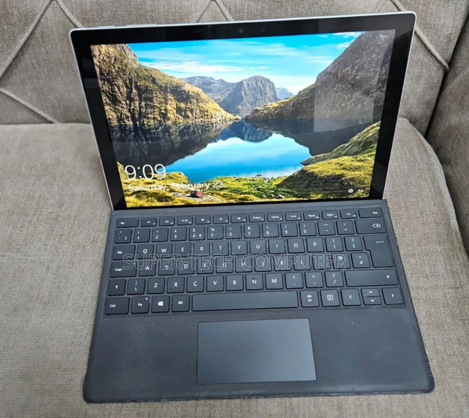 New Laptop Microsoft Surface Pro 7 16GB Intel Core I7 SSD 256GB