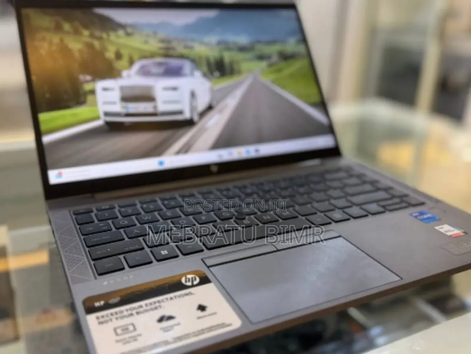 New Laptop HP ZBook Firefly G8 16GB Intel Core I7 SSD 1T