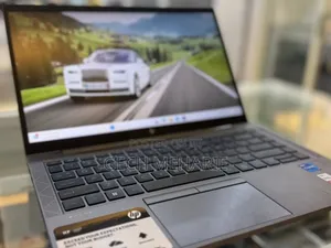 New Laptop HP ZBook Firefly G8 16GB Intel Core I7 SSD 1T