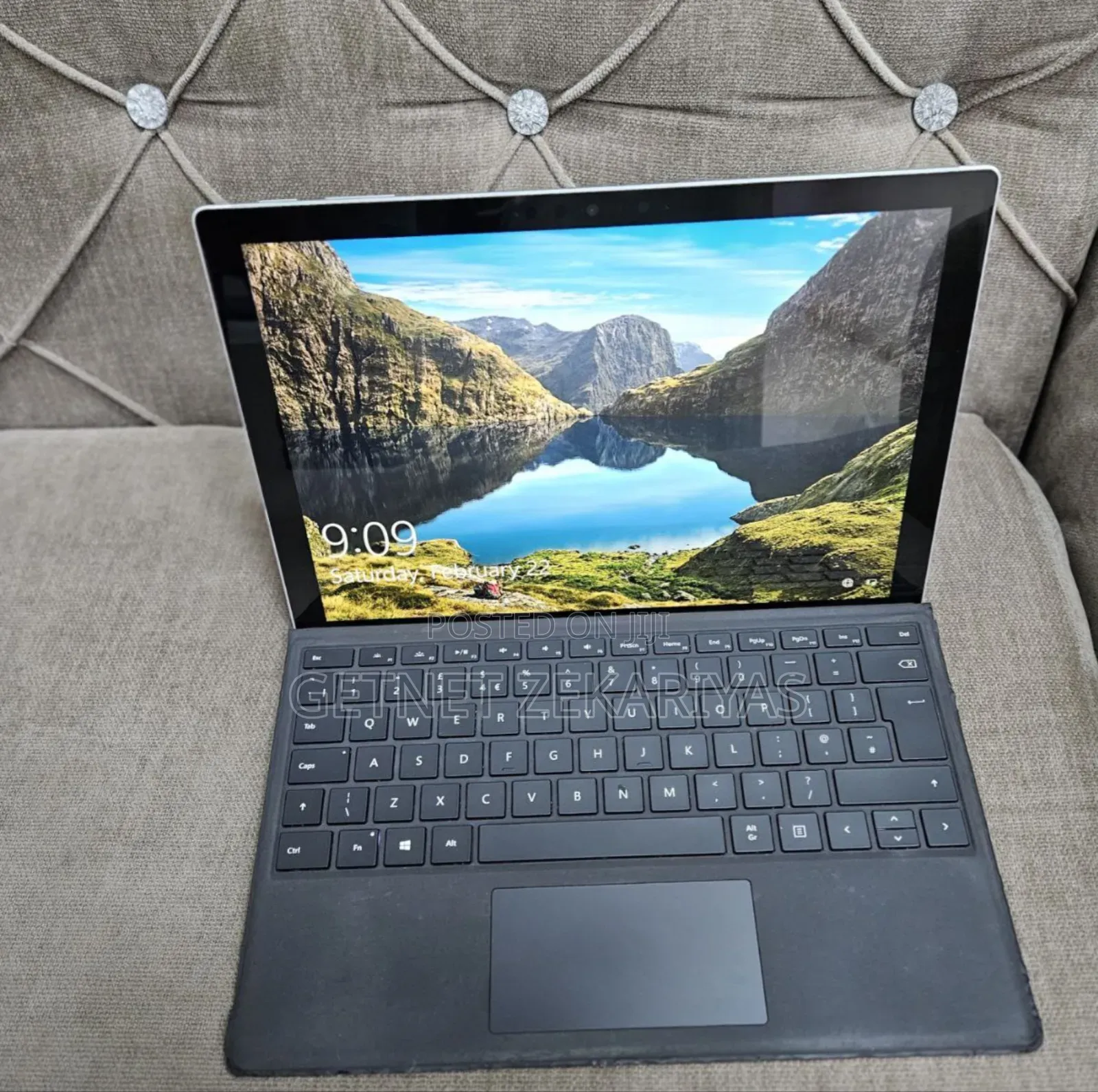 New Laptop Microsoft Surface Pro 7 16GB Intel Core I7 SSD 256GB