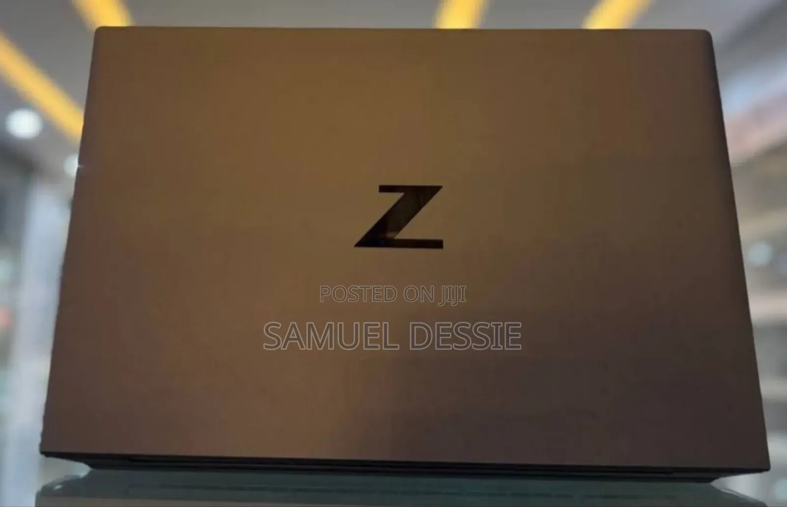 New Laptop HP ZBook Firefly G8 16GB Intel Core I7 SSD 1T