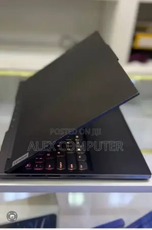 New Laptop Lenovo Legion 7 16GB Intel Core I7 SSD 1T