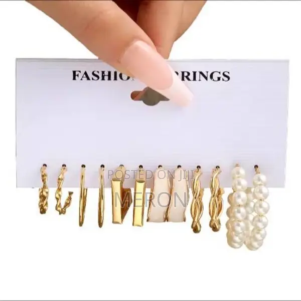 Earring Set 6pcs ጆሮ ጌጥ 6ፍሬ
