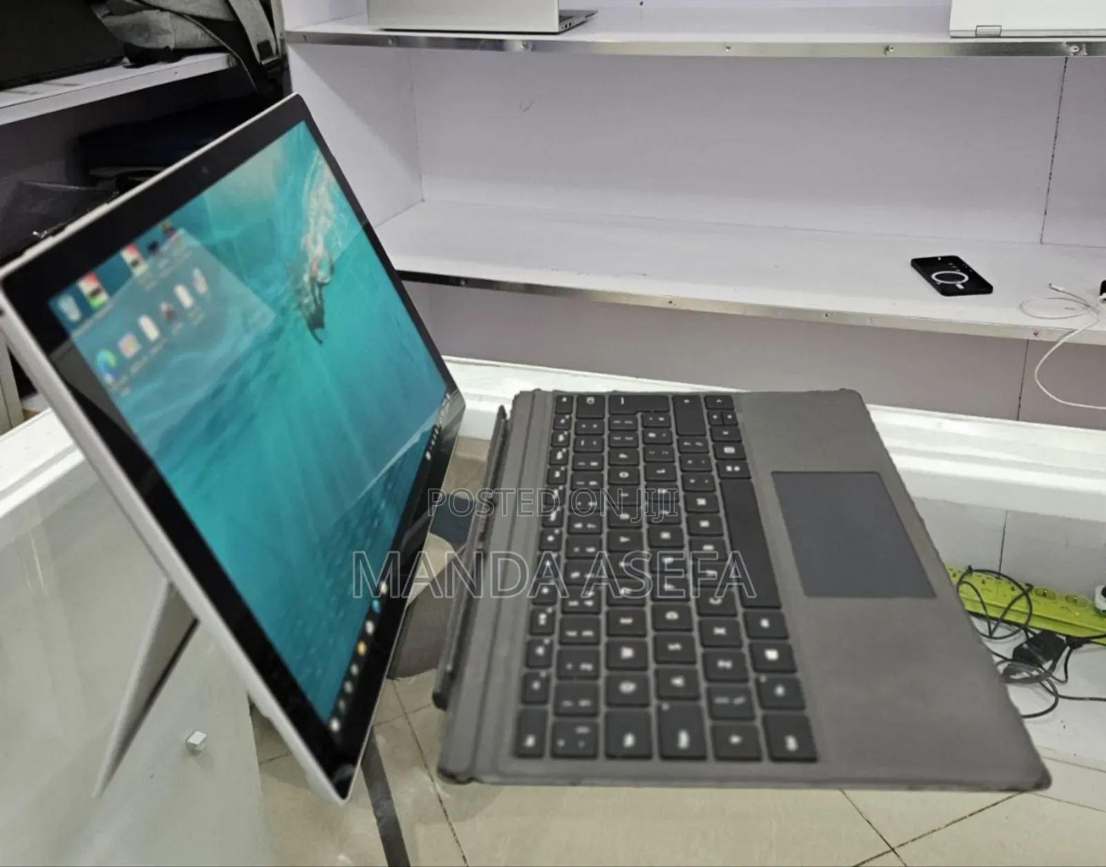 New Laptop Microsoft Surface Pro 7 16GB Intel Core I7 SSD 256GB