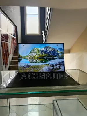 Photo - New Laptop Dell XPS 15 16GB Intel Core I7 SSD 1T