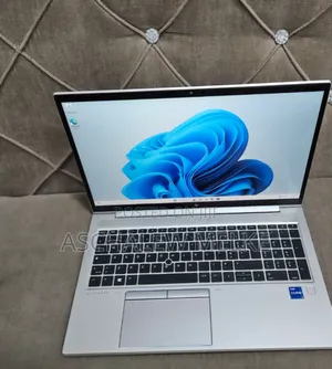 New Laptop HP EliteBook 850 G8 16GB Intel Core I7 SSD 512GB