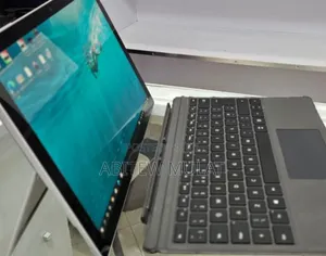 New Laptop Microsoft Surface Pro 7 16GB Intel Core I7 SSD 256GB