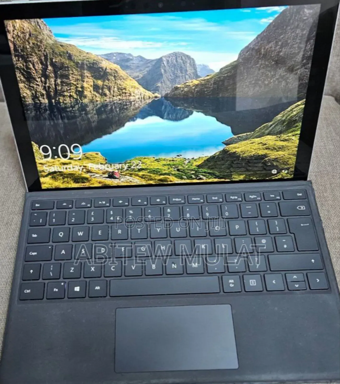 New Laptop Microsoft Surface Pro 7 16GB Intel Core I7 SSD 256GB