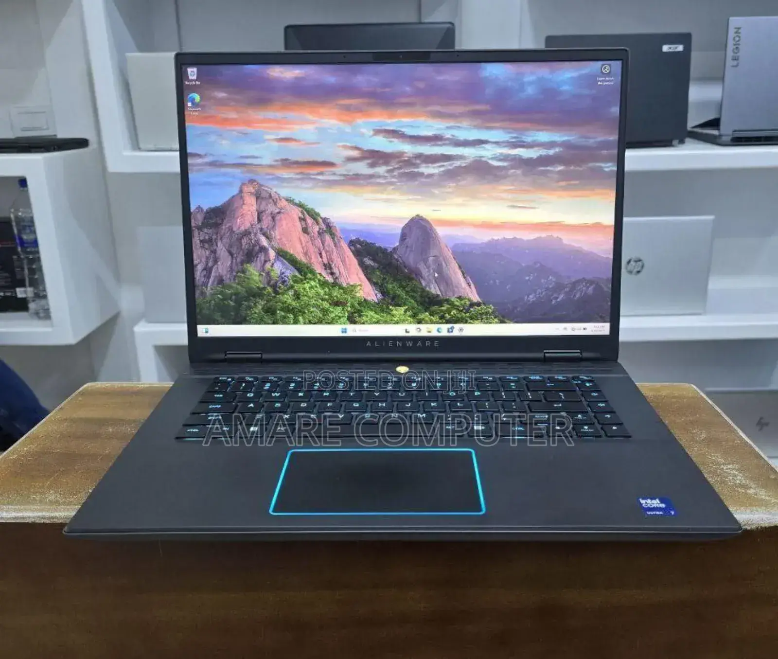 New Laptop Alienware M15 R3 32GB Intel Core Ultra 7 SSD 1T