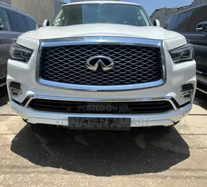 Photo - Infiniti QX80 2021 White