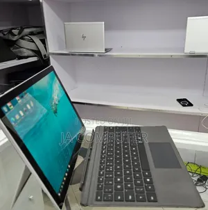 New Laptop Microsoft Surface Pro 7 16GB Intel Core I7 SSD 256GB