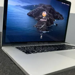 New Laptop Apple MacBook Pro 2013 8GB Intel Core I7 SSD 256GB