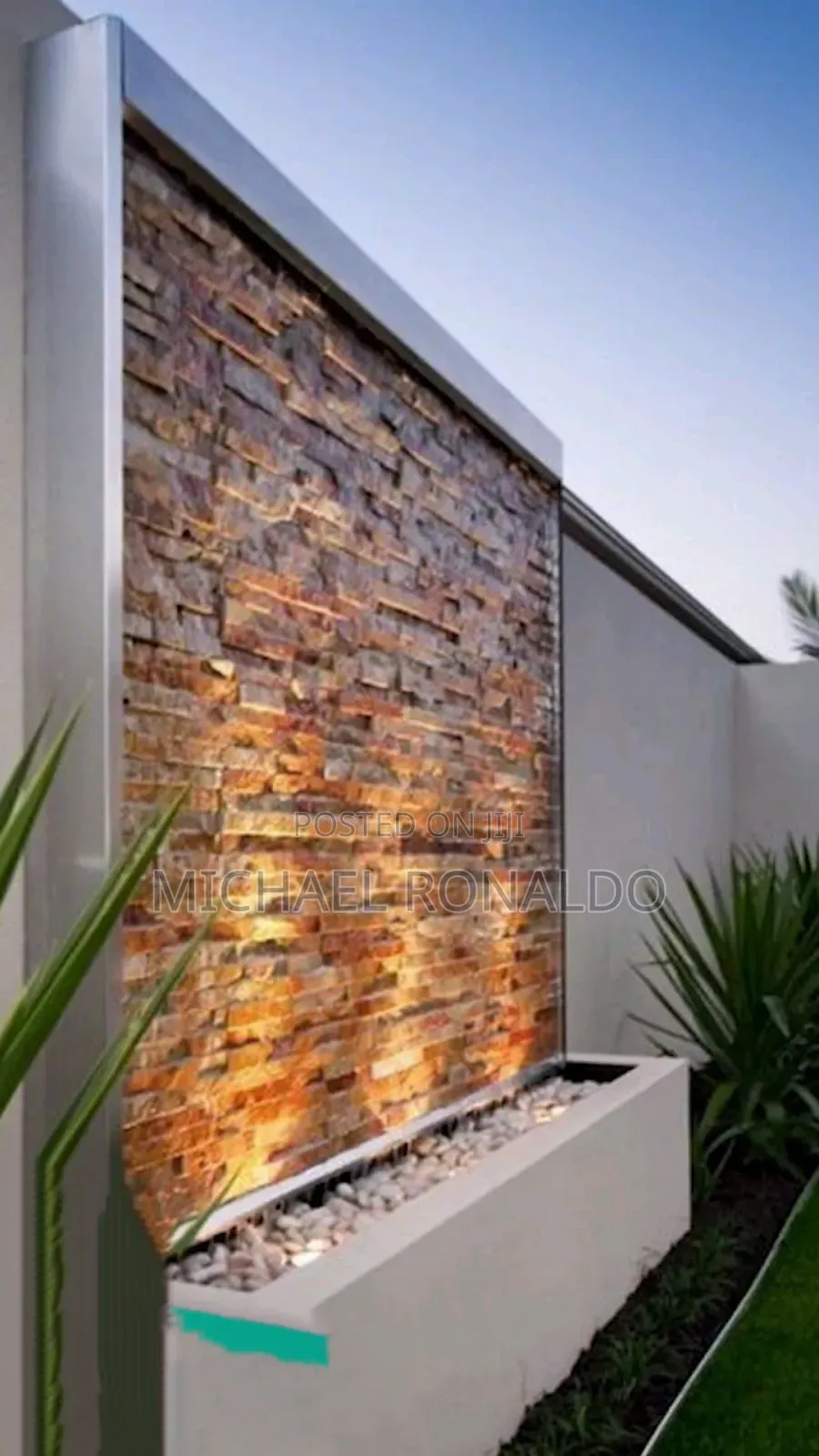 Wall Fountain የግድግዳ ፋውንቴን