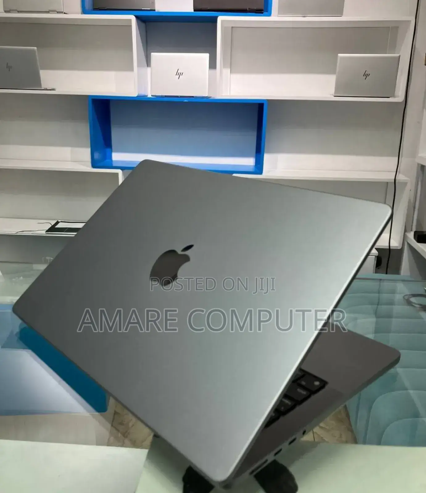 New Laptop Apple MacBook Pro M1 16GB Apple M1 Pro SSD 1T