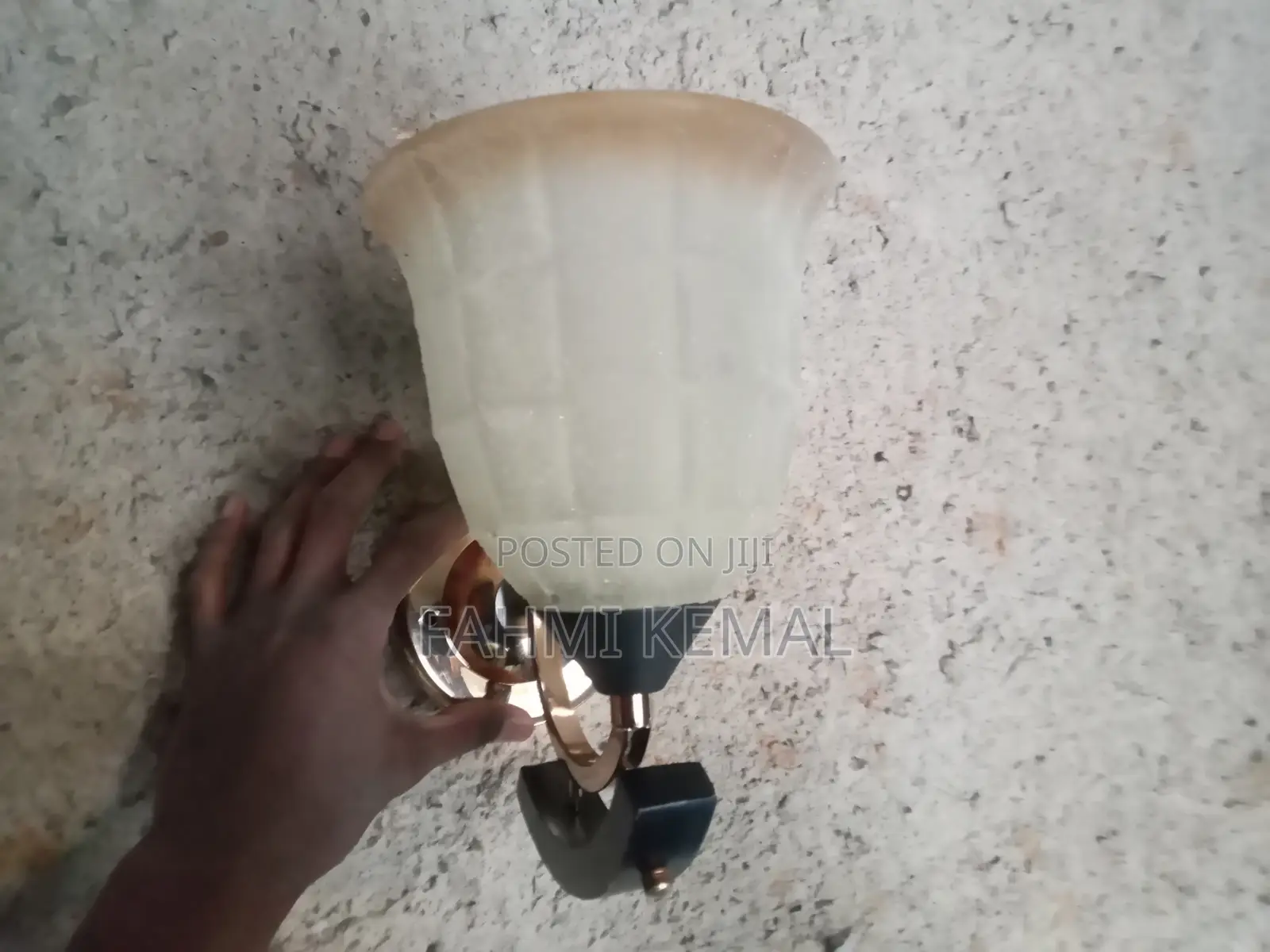 አምፖል ጌጥ / Corner Lamp Holders. 4 Pieces