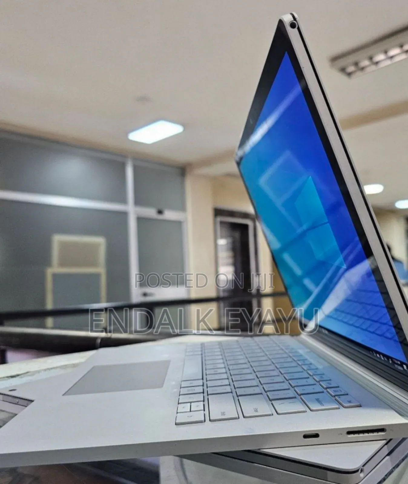 New Laptop Microsoft Surface Book 3 16GB Intel Core I7 SSD 256GB