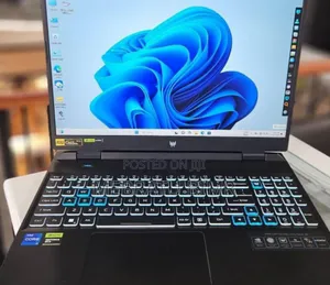 New Laptop Acer Predator Helios 18 PH18-71 16GB Intel Core I7 SSD 1T