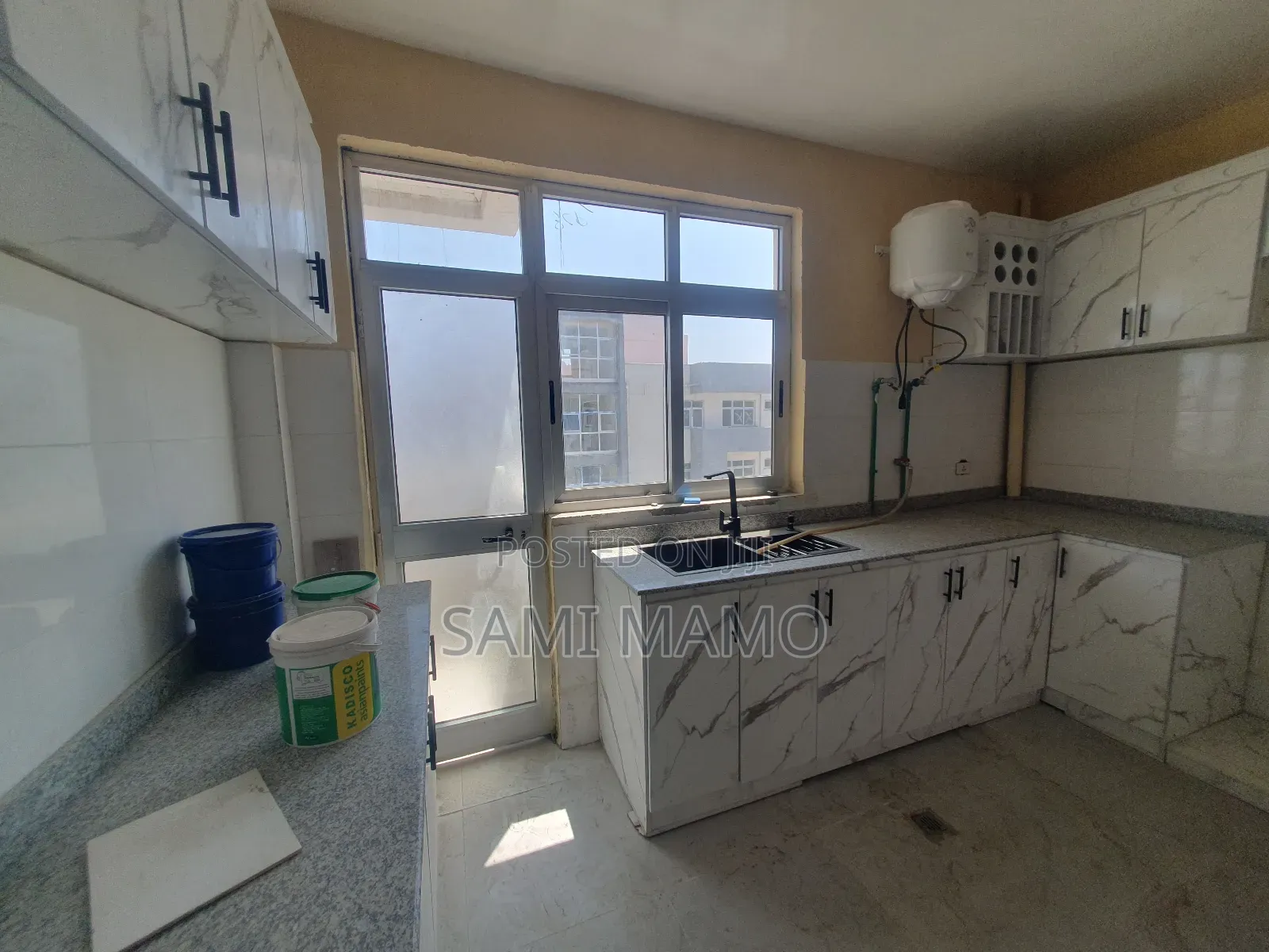 3bdrm Apartment in Foundation Houses, Akaky Kaliti for rent