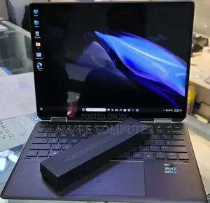 Photo - New Laptop HP Spectre 16GB Intel Core I7 SSD 1T