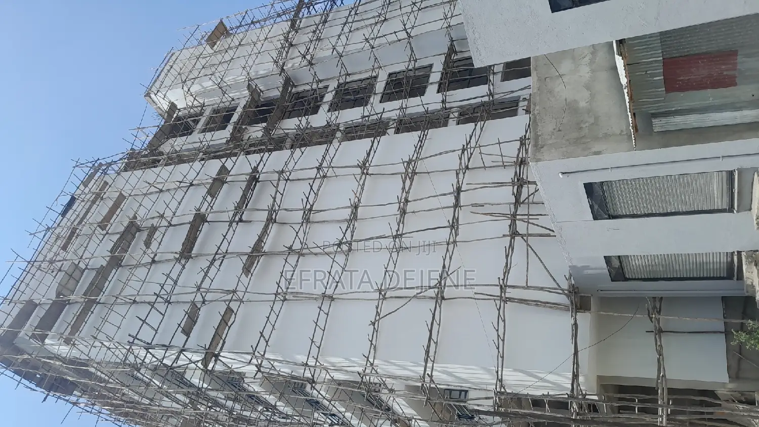 3bdrm Apartment in አያት አየርመንገድ, Bole for sale