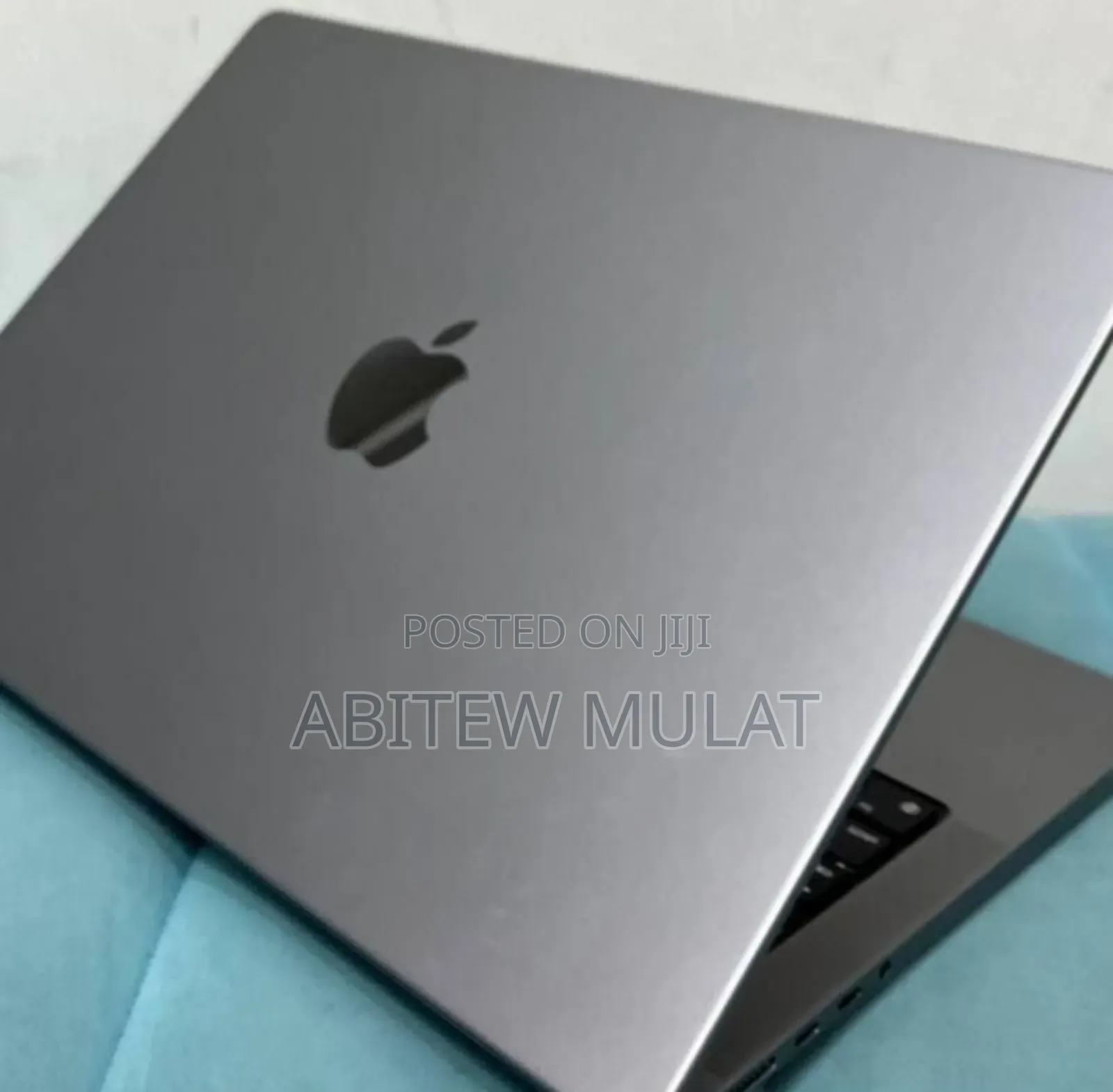 New Laptop Apple MacBook Pro M1 16GB Apple M1 Pro SSD 1T