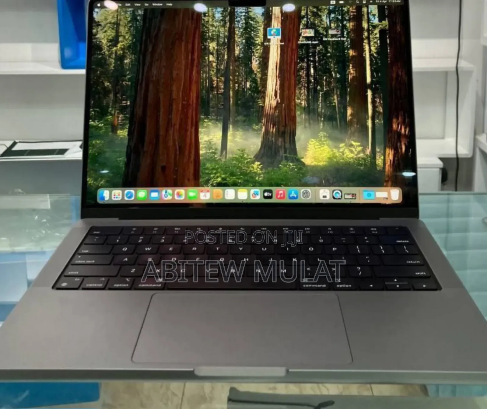 New Laptop Apple MacBook Pro M1 16GB Apple M1 Pro SSD 1T