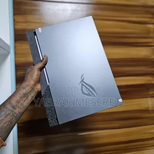 Photo - New Laptop Asus 18GB AMD Ryzen 9 SSD 512GB