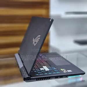 New Laptop Asus 18GB AMD Ryzen 9 SSD 512GB