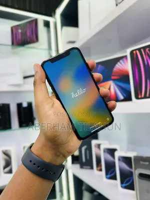 Photo - Apple iPhone X 256 GB Black