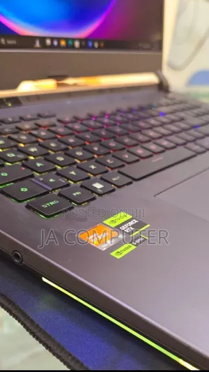 New Laptop Asus ROG Strix G15 32GB AMD Ryzen 9 SSD 512GB