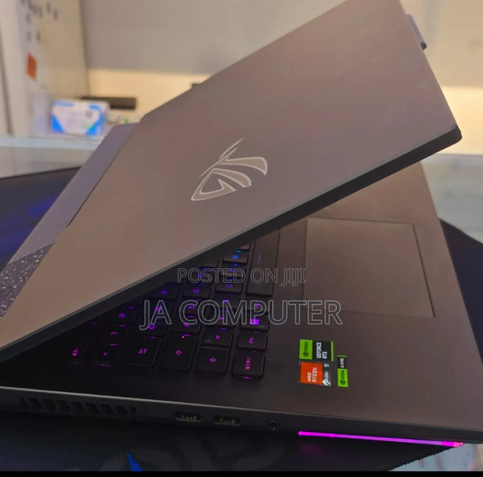 New Laptop Asus ROG Strix G15 32GB AMD Ryzen 9 SSD 512GB