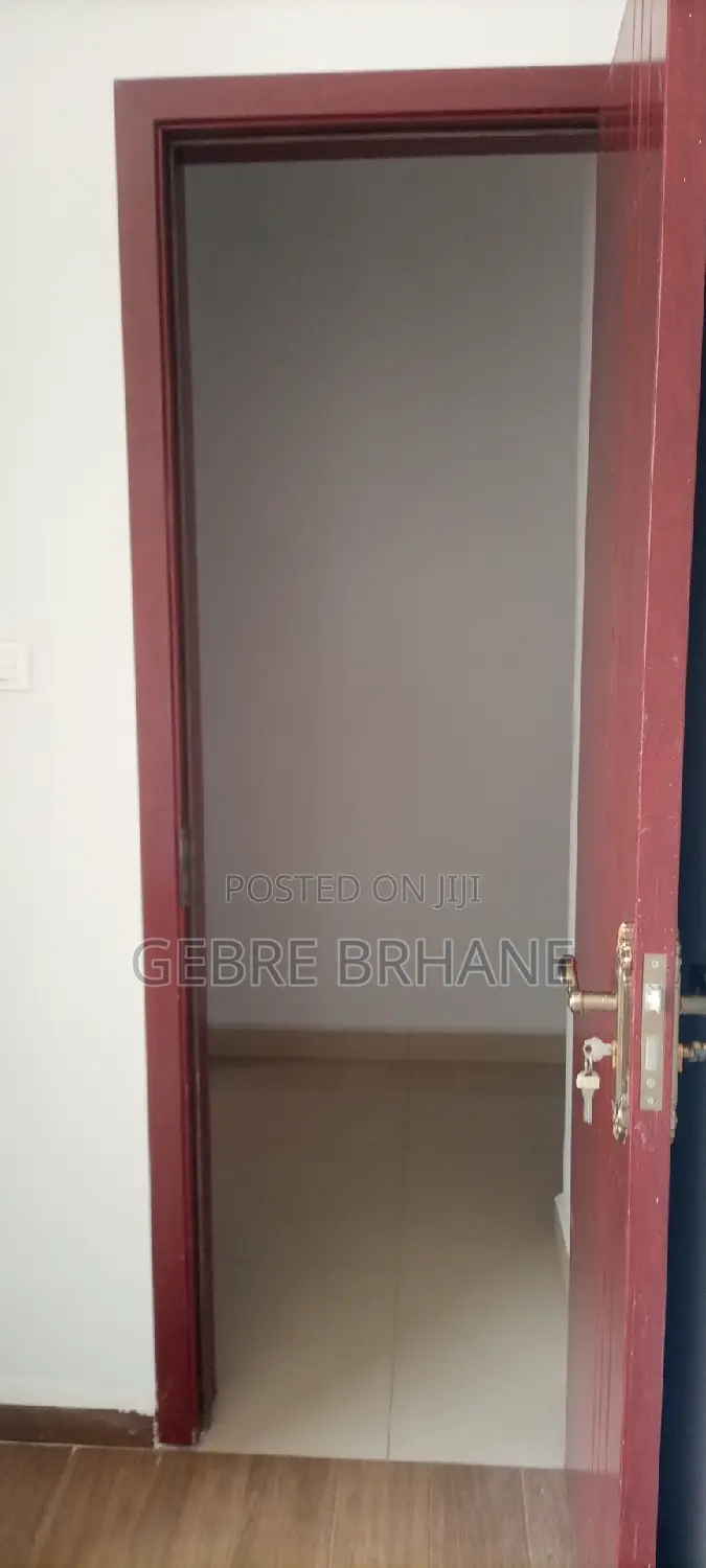 2bdrm Apartment in Apartment, Yeka for rent