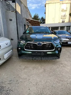 Photo - Toyota Highlander Hybrid 2024 Gray