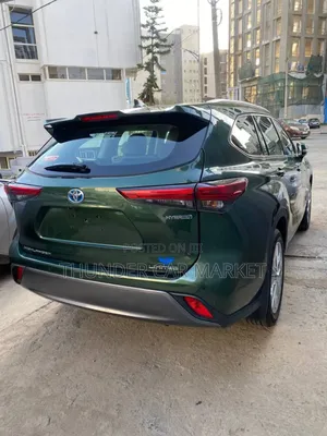 Toyota Highlander Hybrid 2024 Gray