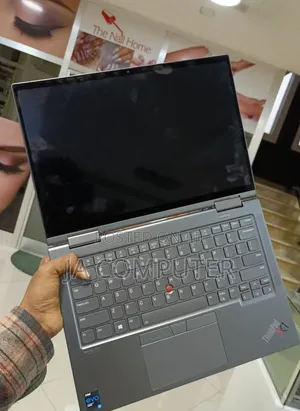 Photo - New Laptop Lenovo Thinkpad X1 Yoga 16GB Intel Core I7 SSD 512GB