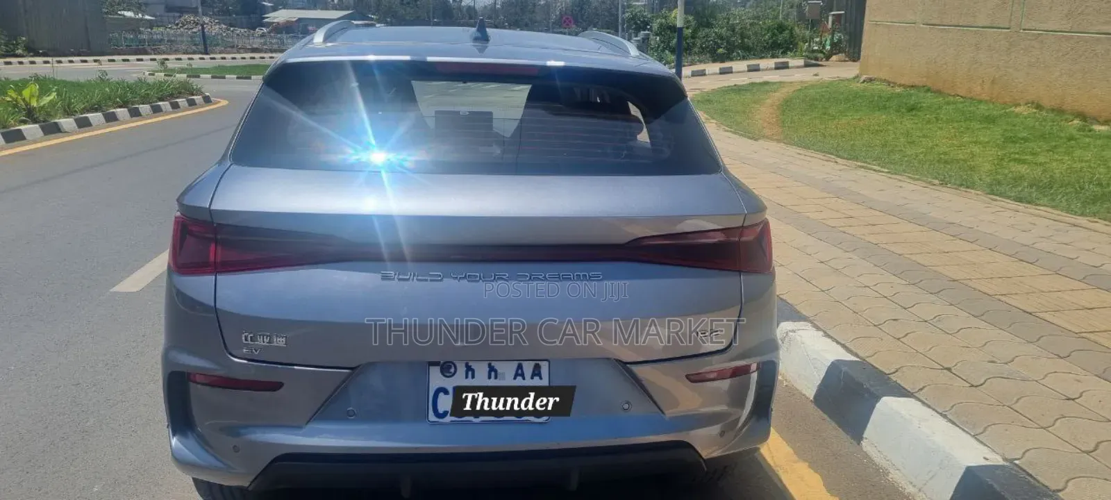 BYD E2 43 kWh 94 hp FWD 2024 Silver