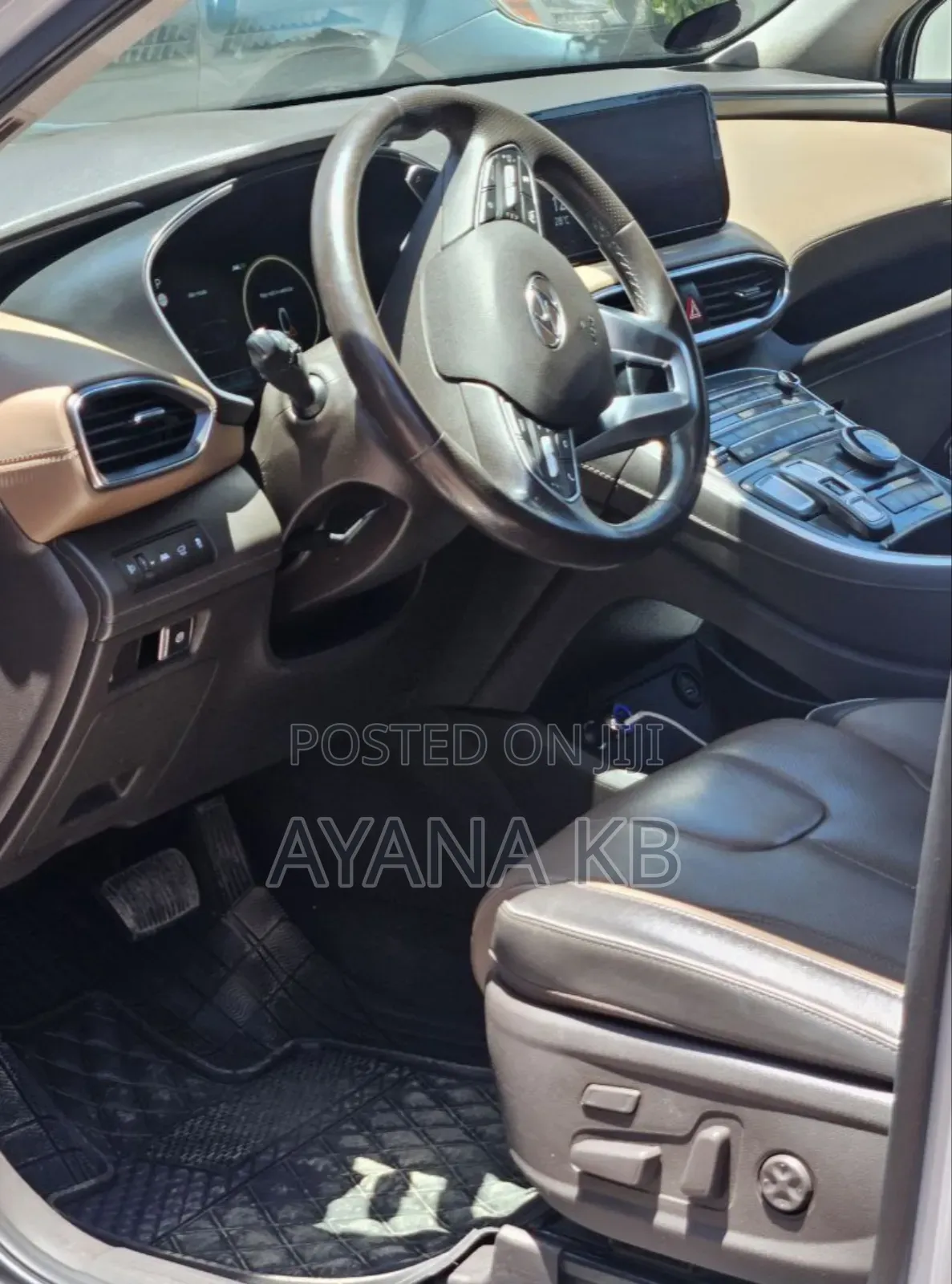 Hyundai Santa Fe 2022 White