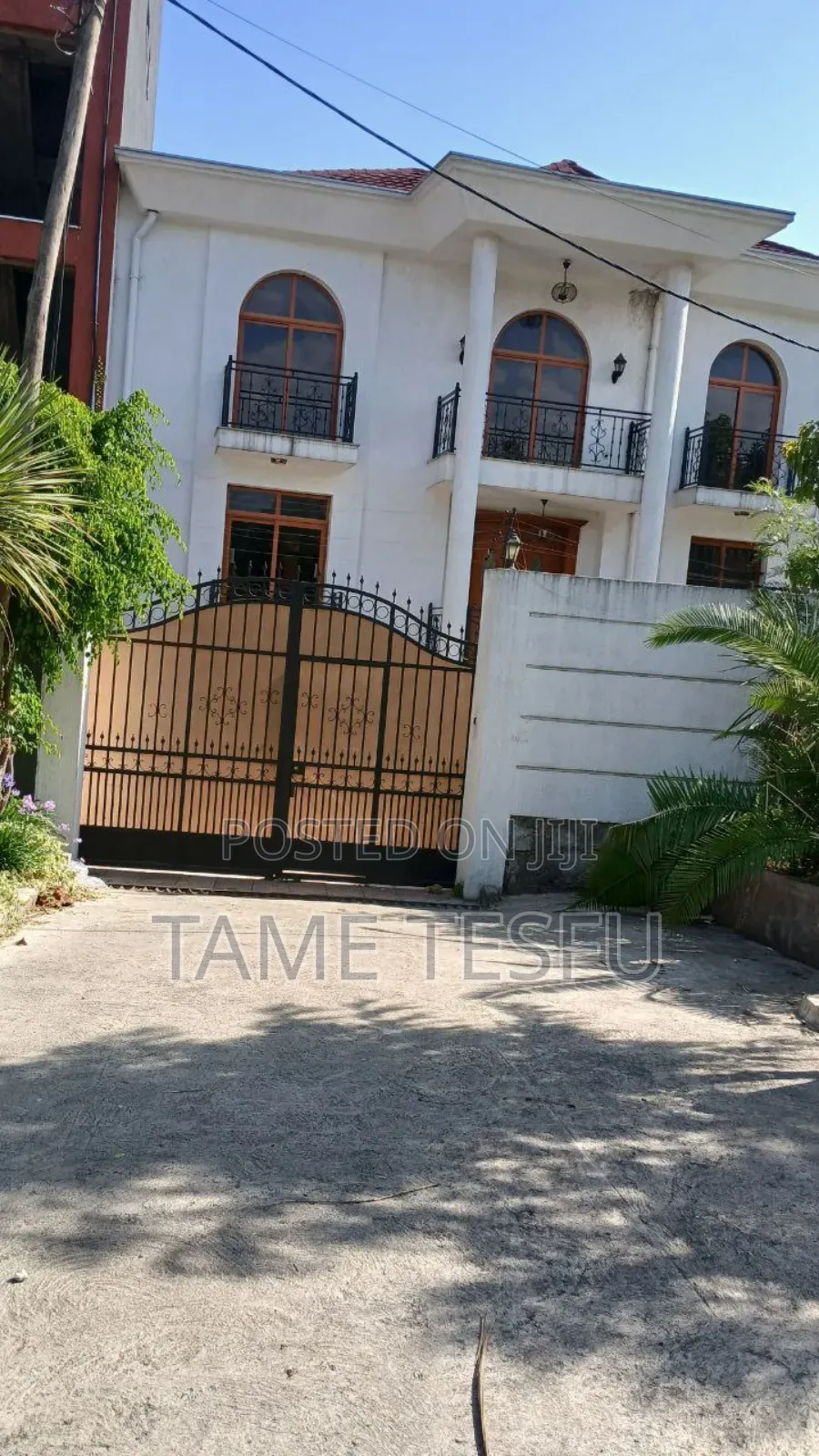 Furnished 7bdrm House in Cmc, Bole for sale