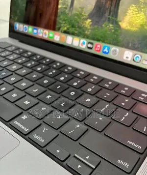 New Laptop Apple MacBook Pro 2021 M1 16GB Apple M1 Pro SSD 1T