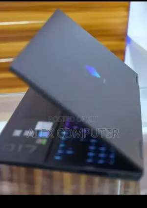 New Laptop HP Omen 17 16GB Intel Core i7 SSD 1T