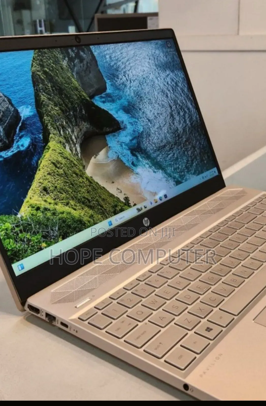 New Laptop HP Pavilion 15 8GB Intel Core I5 SSD 512GB