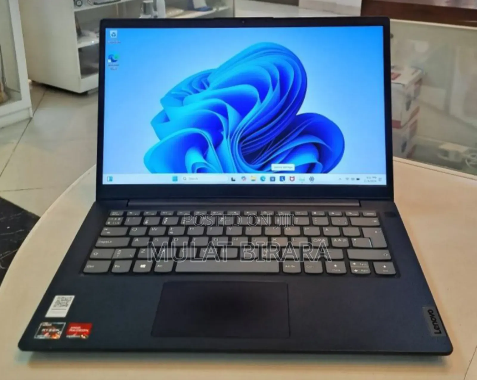 New Laptop Lenovo Ideapad 3 8GB AMD Ryzen 3 SSD 256GB