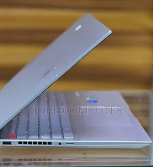 New Laptop Asus VivoBook 15 X505BA 16GB Intel Core I7 SSD 512GB