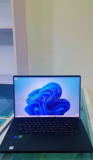 New Laptop Asus ROG Zephyrus G16 16GB Intel Core I7 SSD 512GB