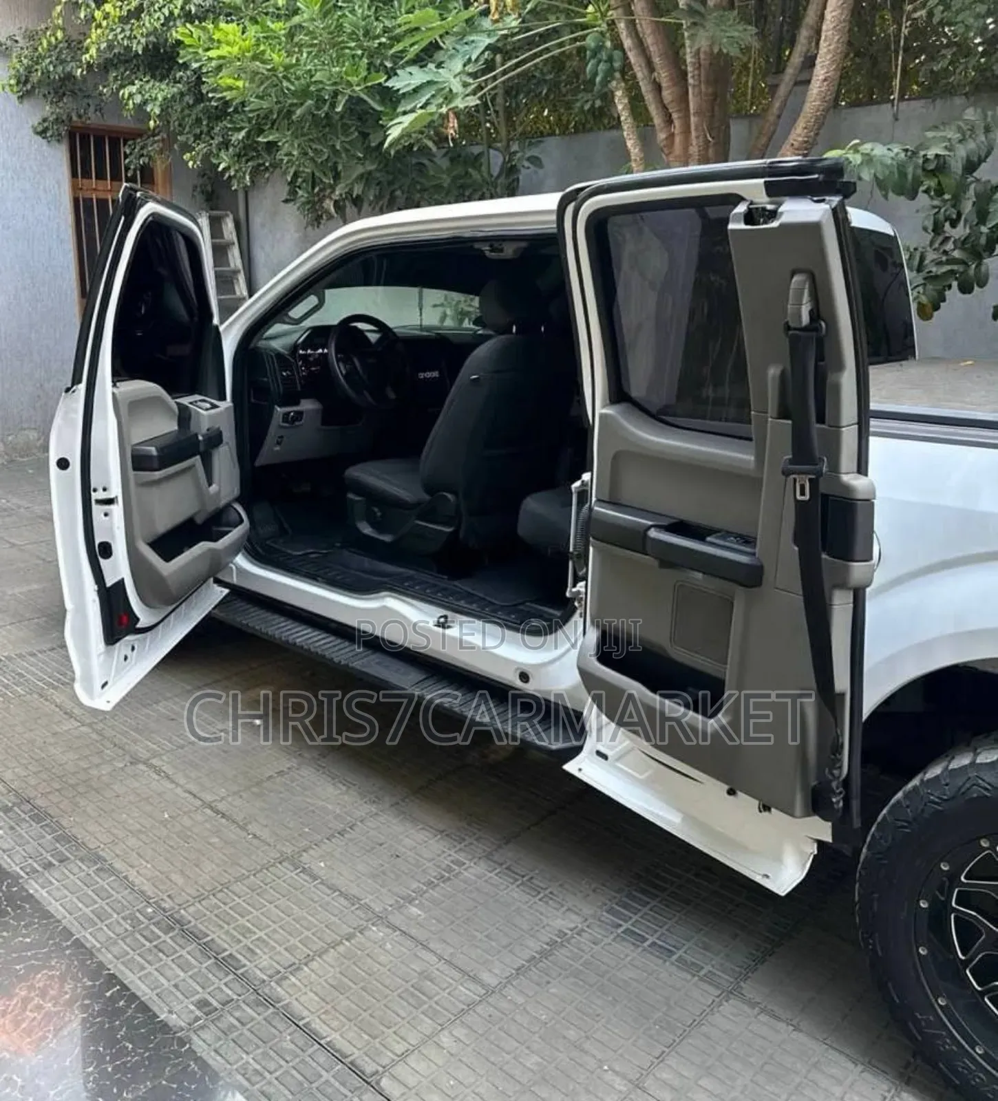 Ford F-150 2019 White