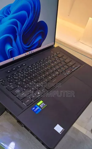 New Laptop Asus ROG Zephyrus G15 16GB Intel Core I7 SSD 512GB