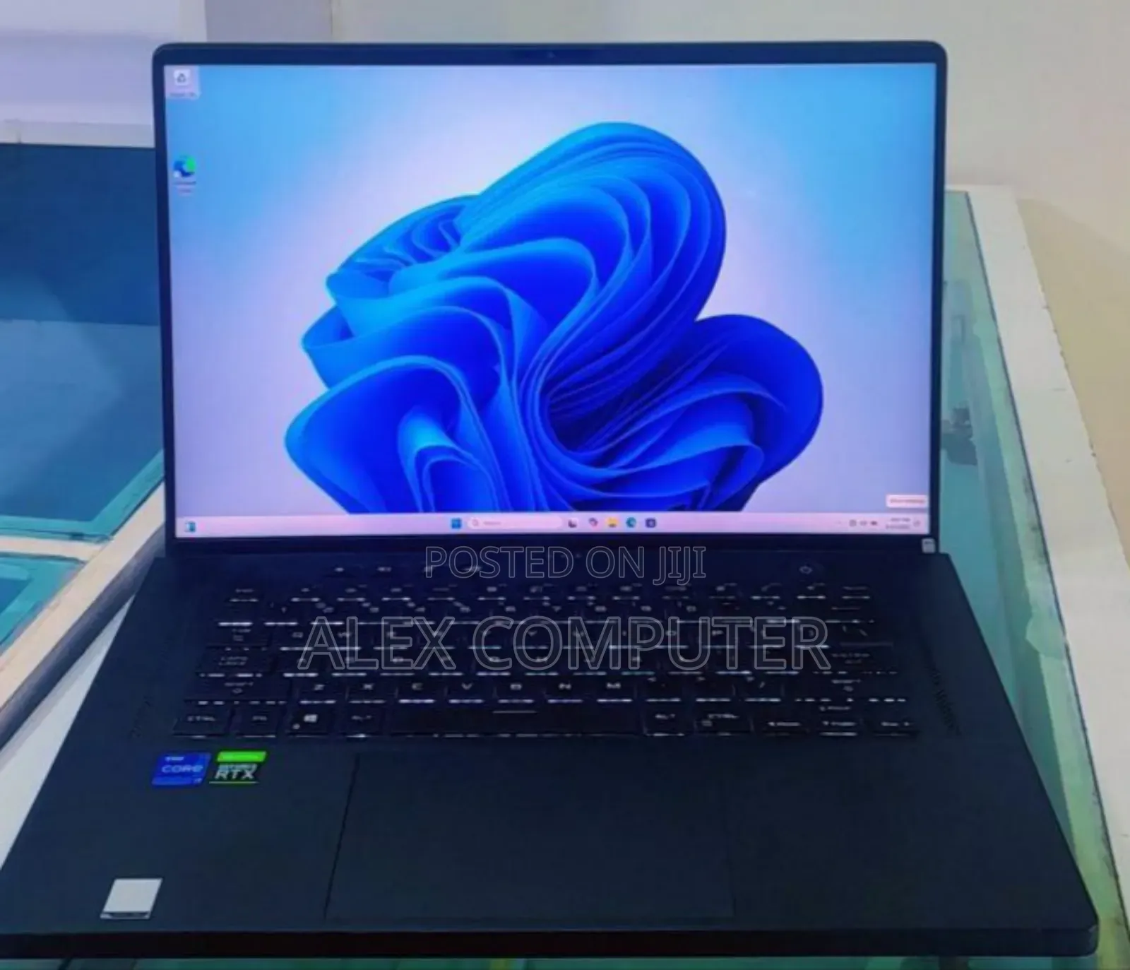 New Laptop Asus ROG Zephyrus G15 16GB Intel Core I7 SSD 512GB