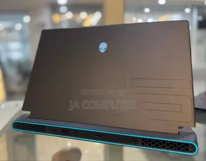 New Laptop Alienware M17x R2 16GB AMD Ryzen 7 SSD 512GB